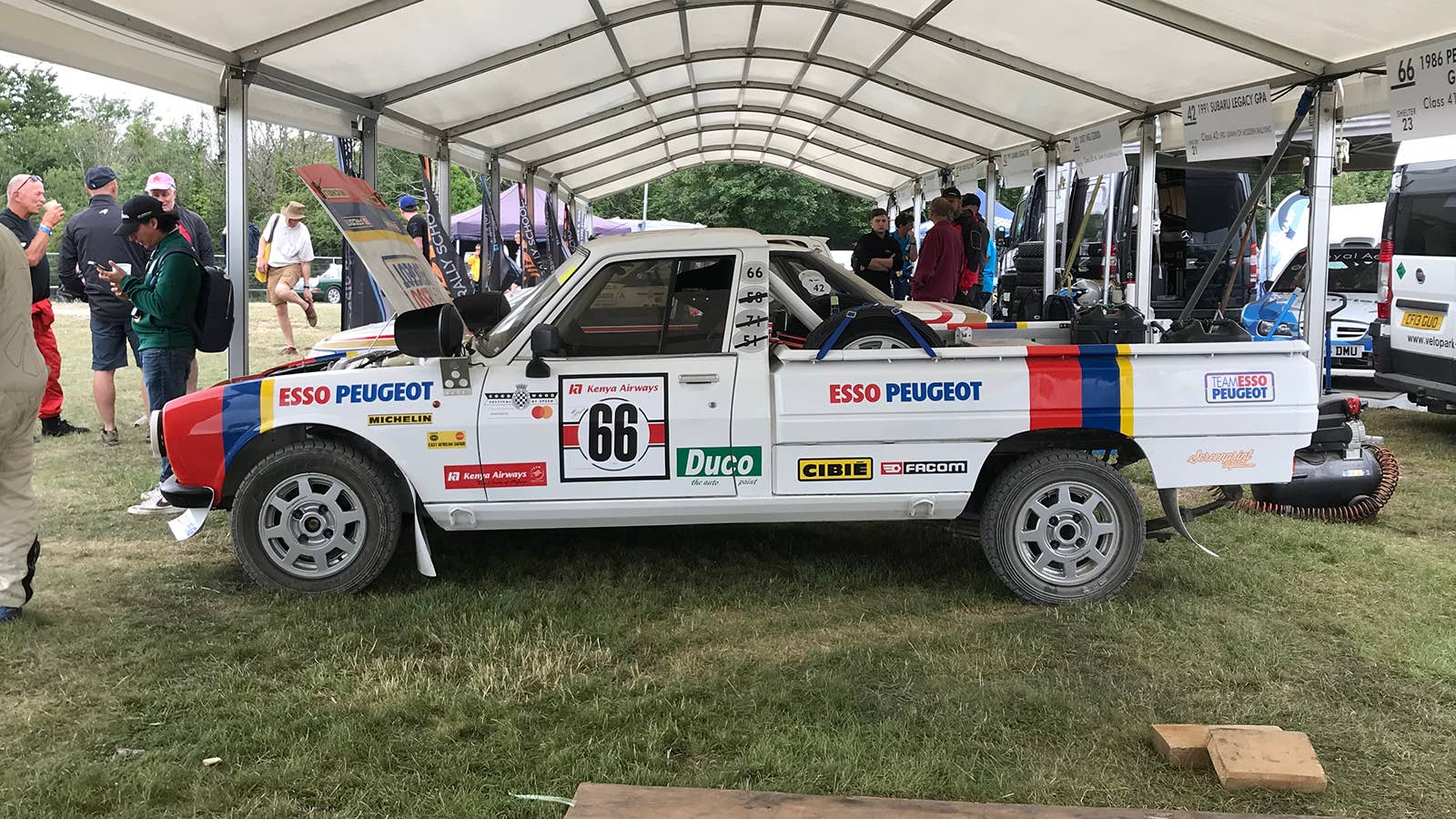 Peugeot 504