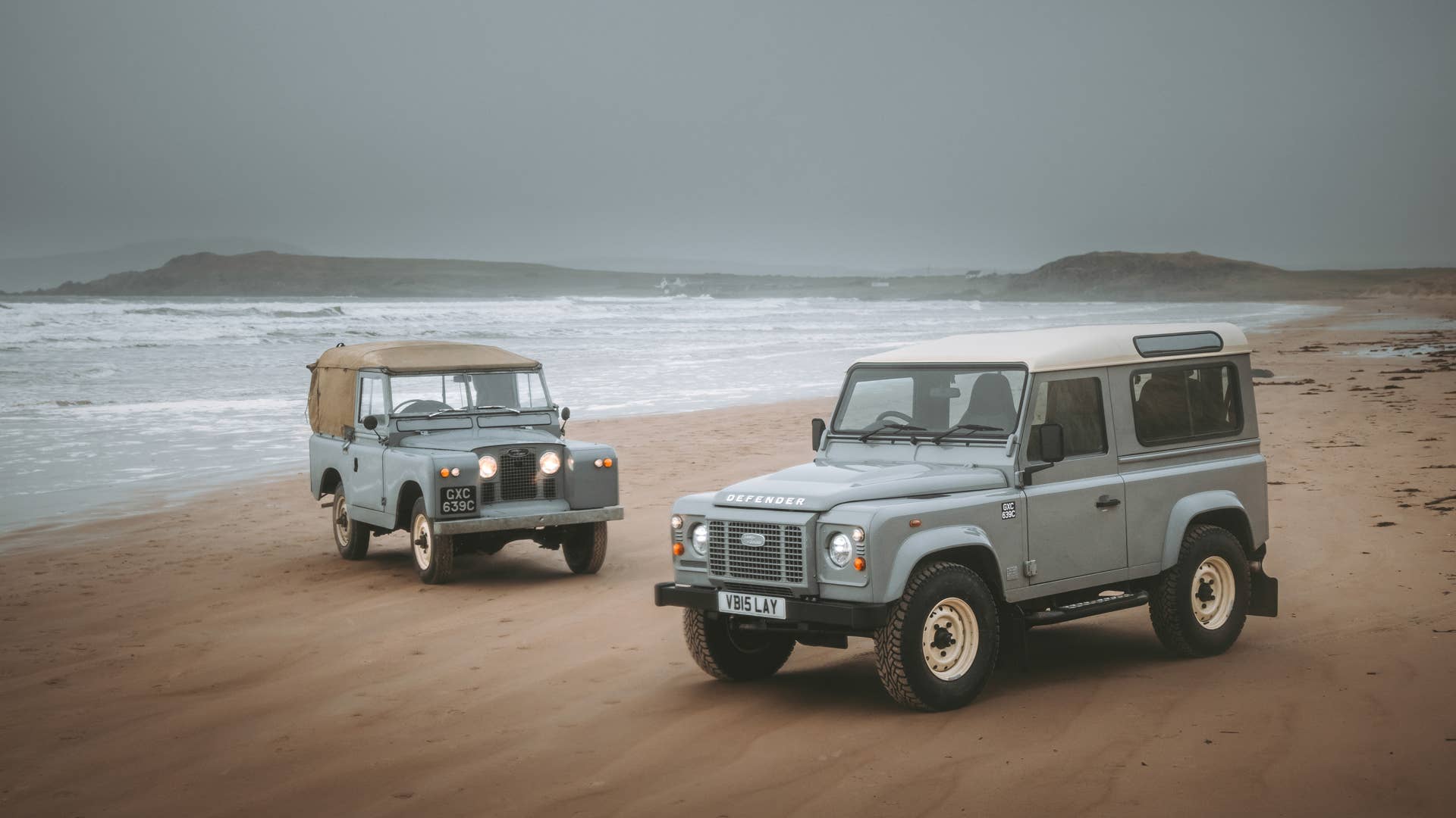 Land Rover Classic Defender Works V8 Islay Edition revealed, celebrates ...