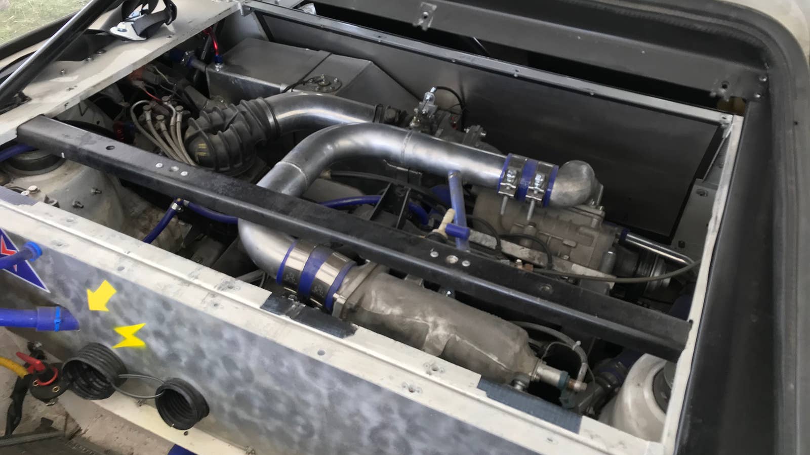 Twin-engine VW Scirocco (rear engine)
