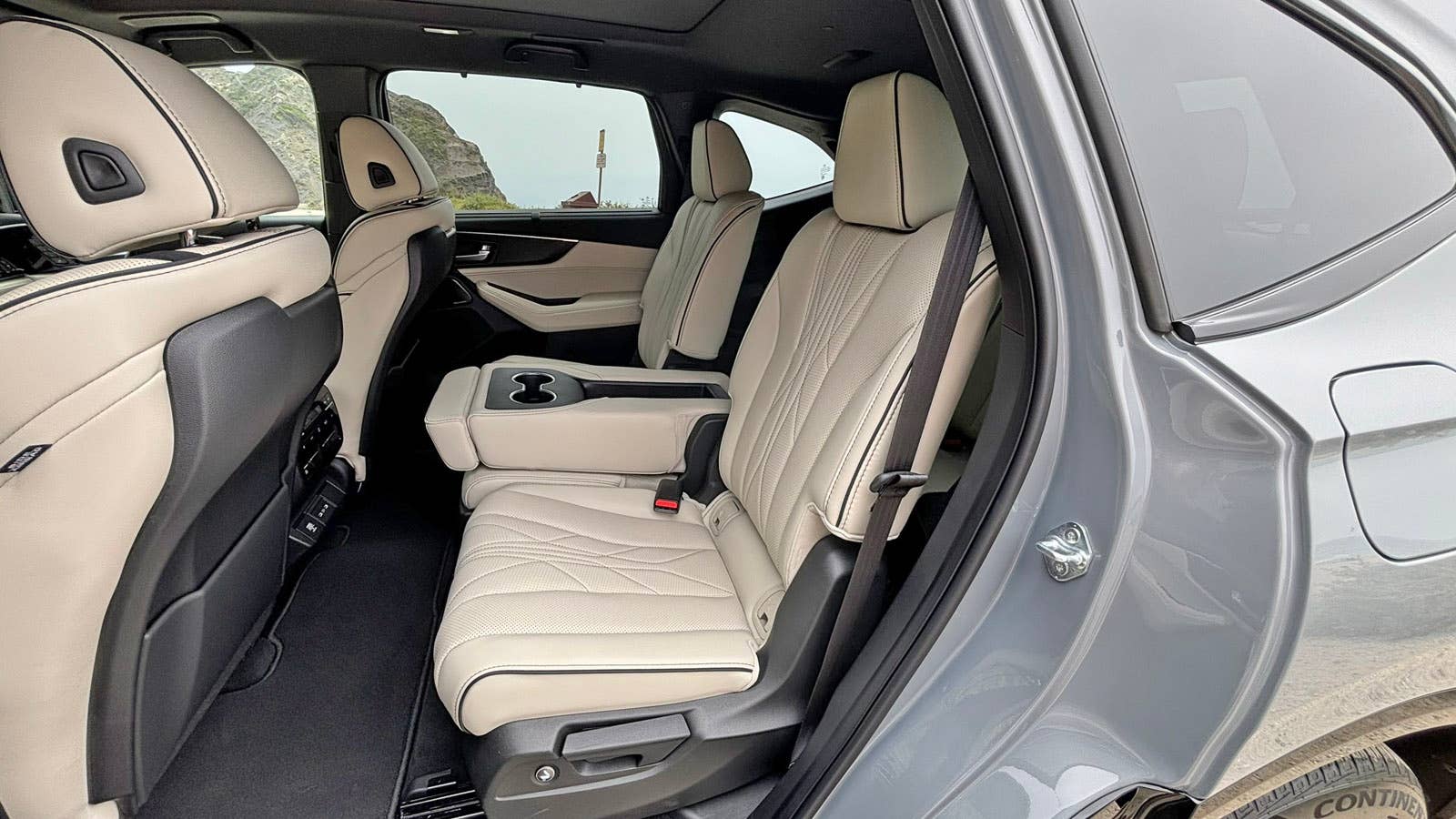2025 Acura MDX Type S middle seat folded