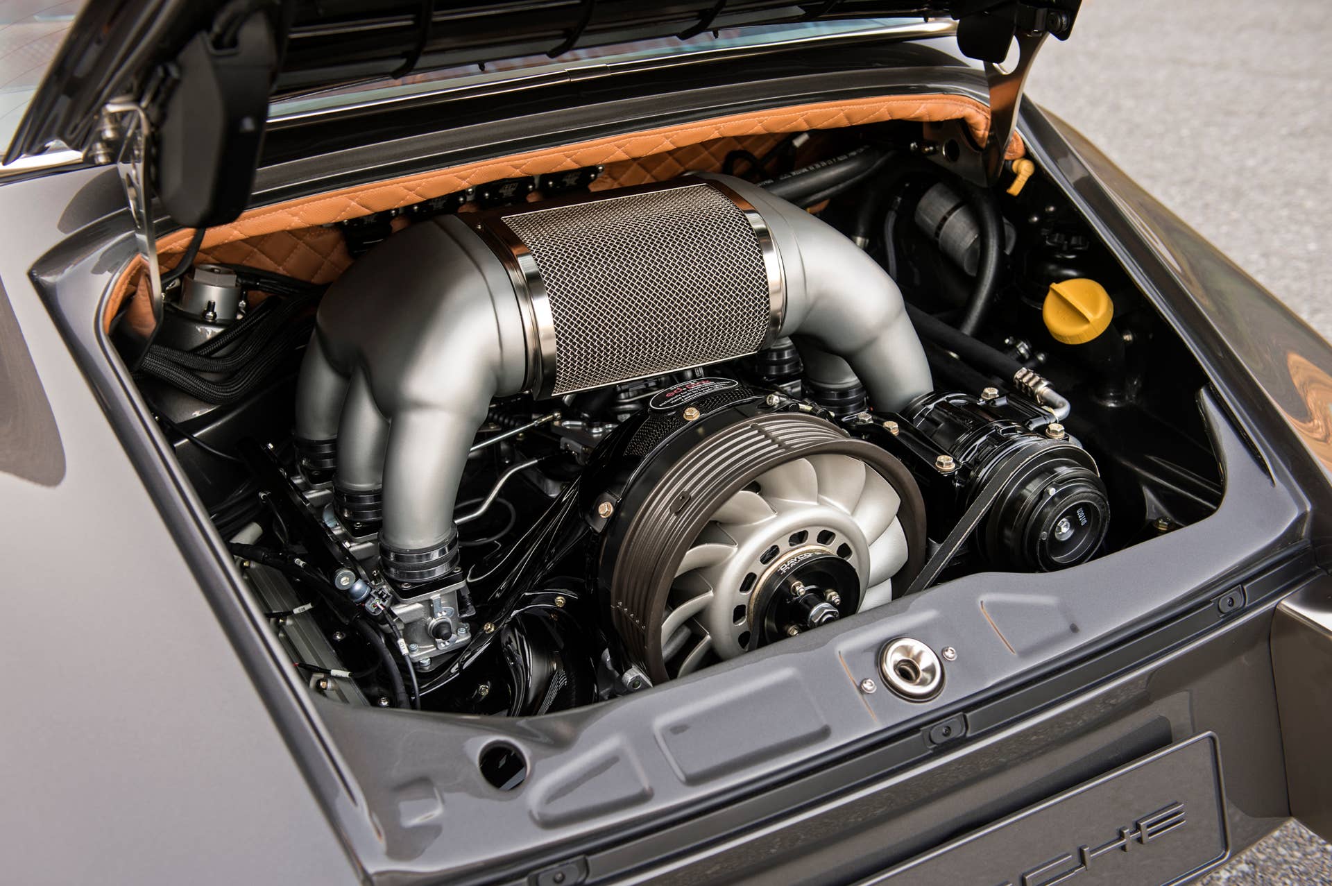 porsche 911 targa 4.0 restored by singer engine detail