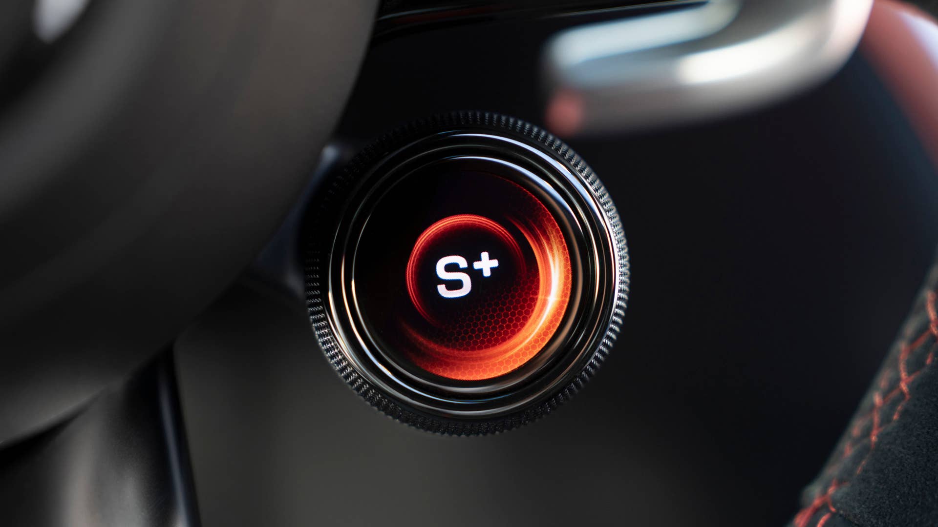 [Mercedes-AMG CLE 53 4MATIC+ | Kraftstoffverbrauch kombiniert: 9,7-9,3 l/100 km | CO₂-Emissionen kombiniert: 220-212 g/km]* Exterieur: graphitgrau magno; Interieur: schwarz mit roten Ziernähten. // [Mercedes-AMG CLE 53 4MATIC+| fuel consumption combined: 9,7-9,3 l/100 km | CO₂-emissions combined: 220-212 g/km]* exterior: graphite grey magno; interior: black with red stitching