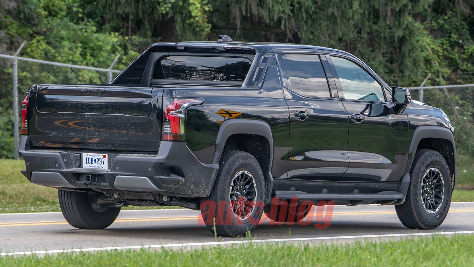 Chevrolet Silverado EV Trail Boss prototype