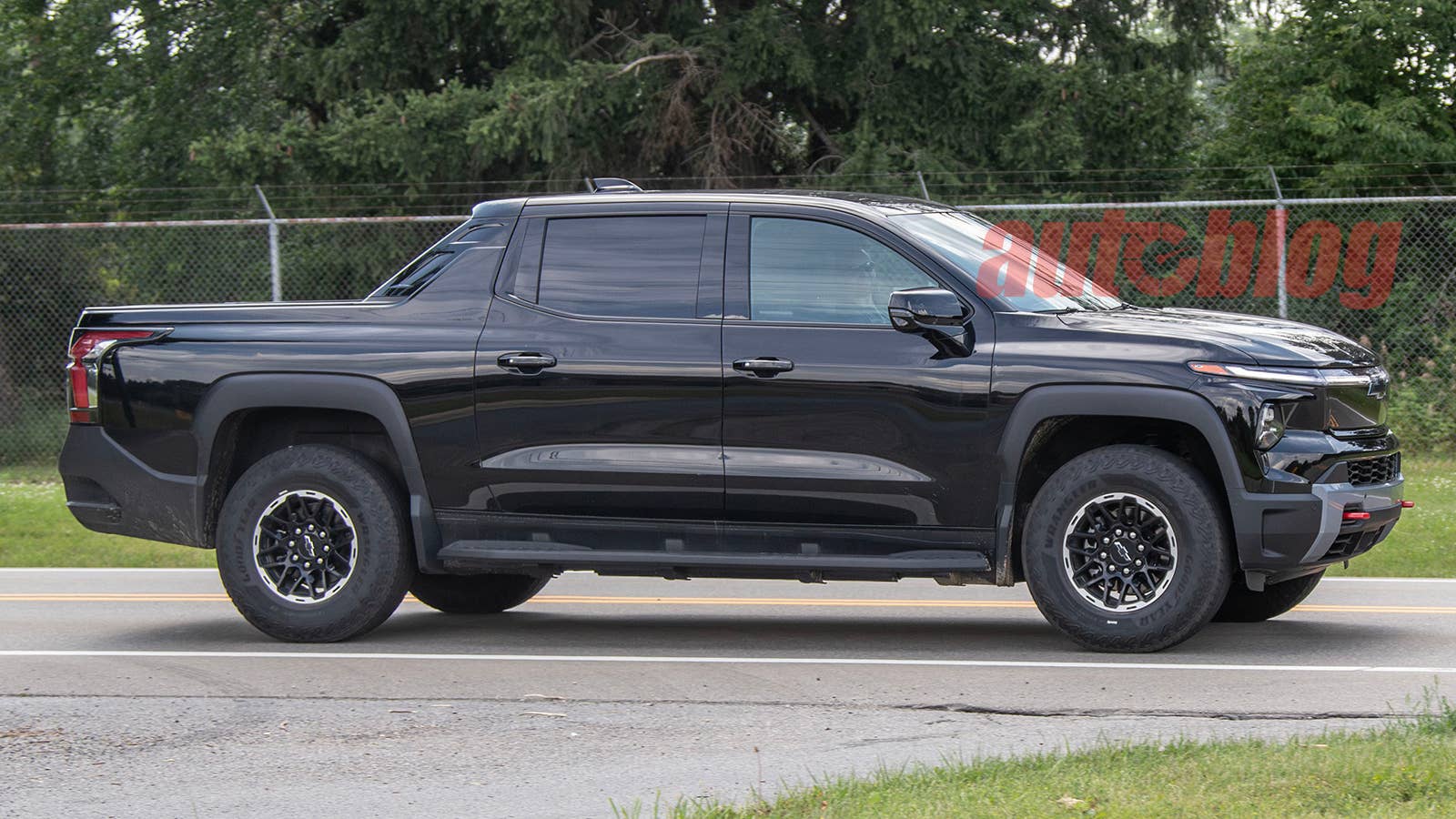 Chevrolet Silverado EV Trail Boss prototype