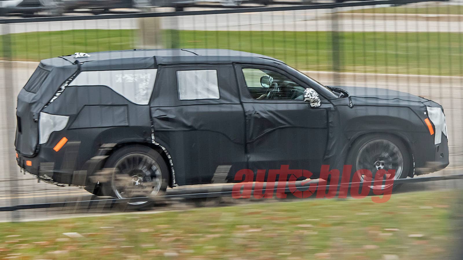Toyota Grand Highlander prototype