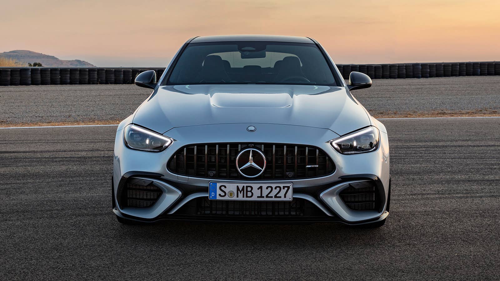 2024 Mercedes-AMG C 63 S E Performance