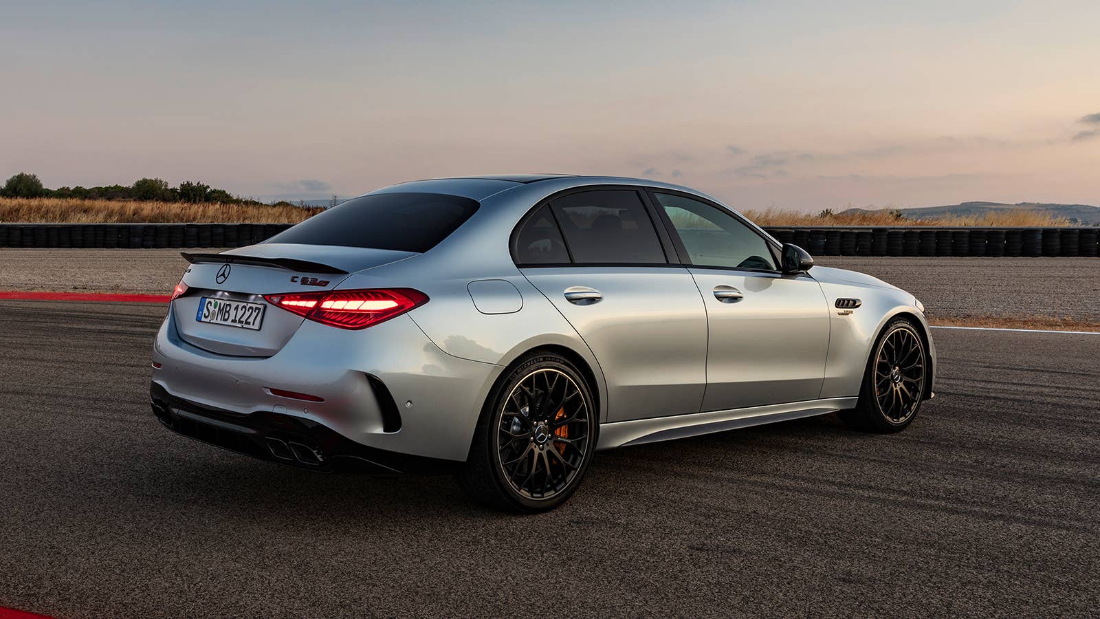 2024 Mercedes-AMG C 63 S E Performance