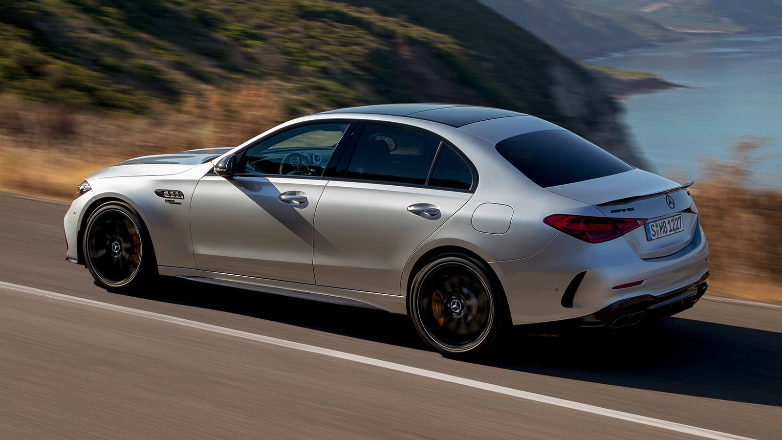 2024 Mercedes-AMG C 63 S E Performance