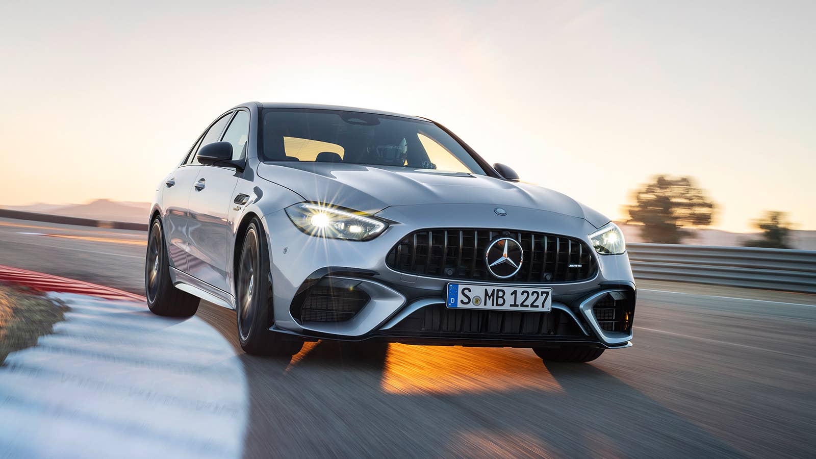 2024 Mercedes-AMG C 63 S E Performance