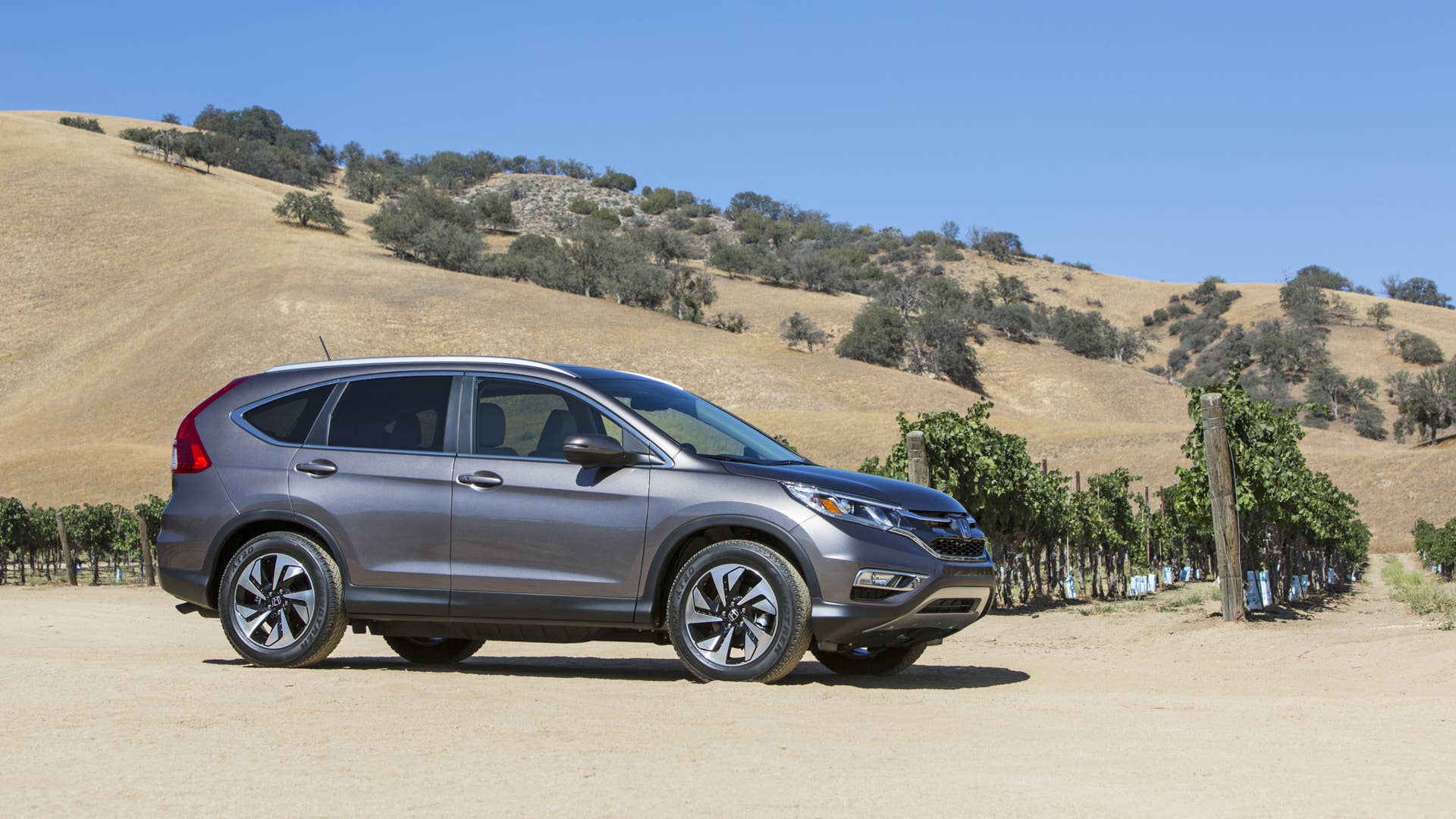 2015 Honda CR-V.