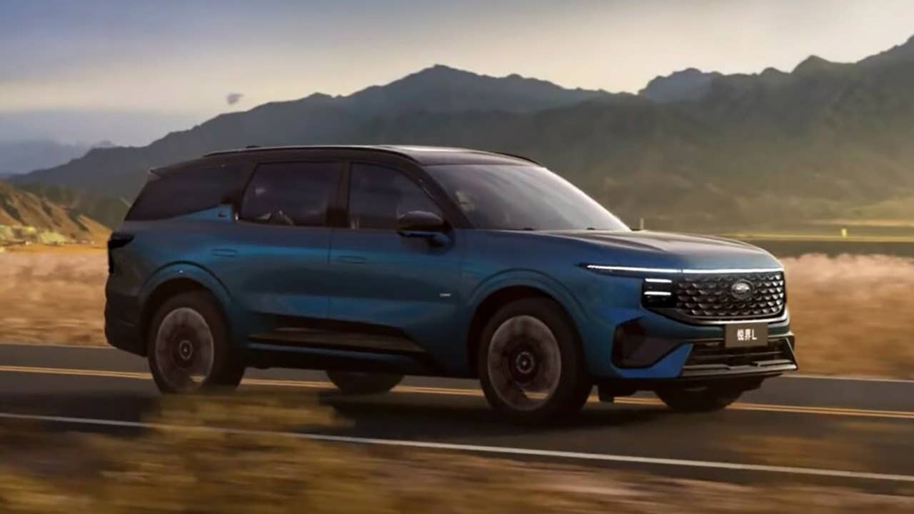 Edge China Rear China's 2024 Ford Edge L is a nice sight - Autoblog