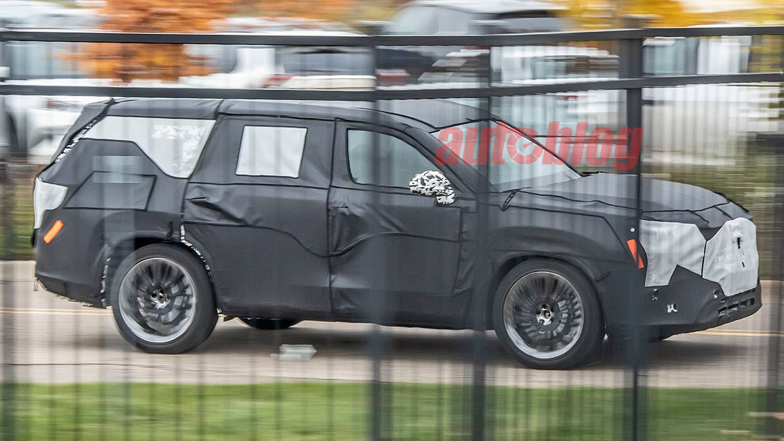 Toyota Grand Highlander prototype