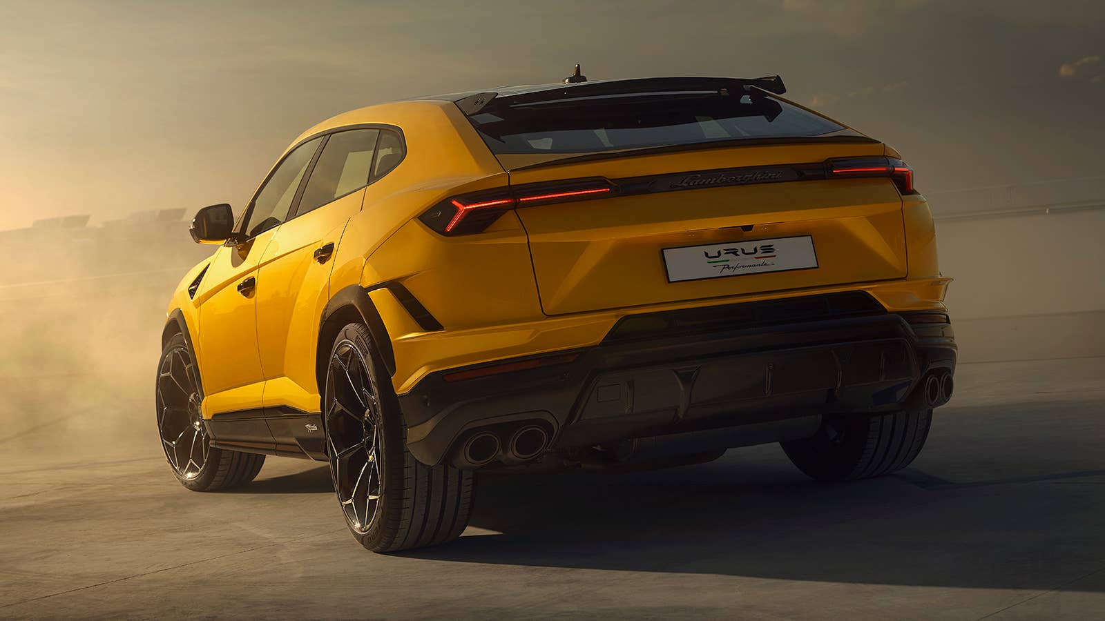 2023 Lamborghini Urus Performante