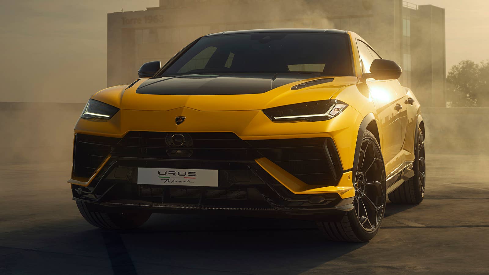 2023 Lamborghini Urus Performante