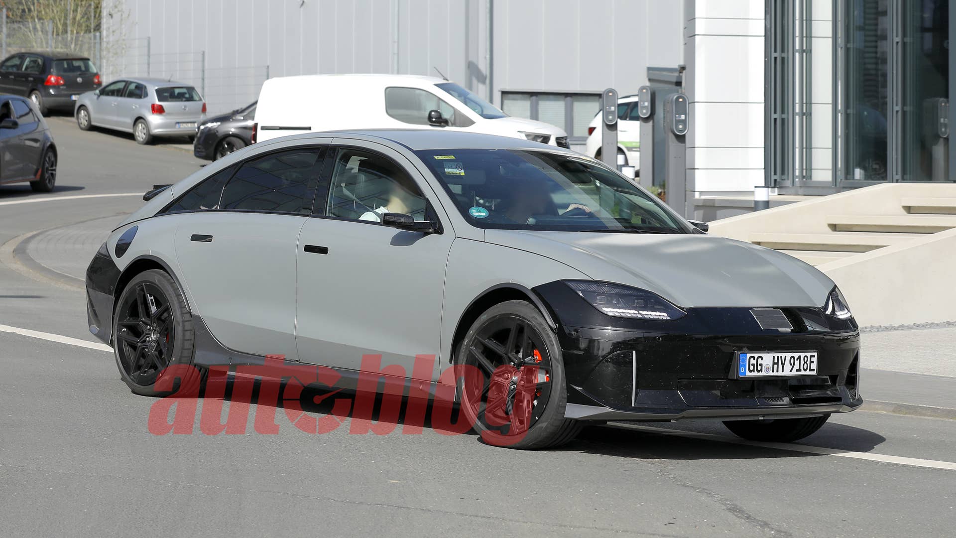 Spy-Shots of Cars - This image has been optimized for a calibrated screen with a Gamma of 2.2 and a colour temperature og 6500°K