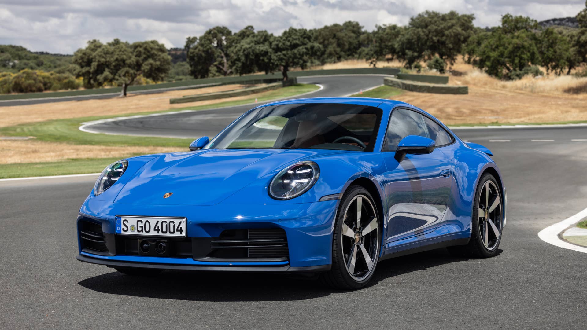 2025 Porsche 911 Carrera
