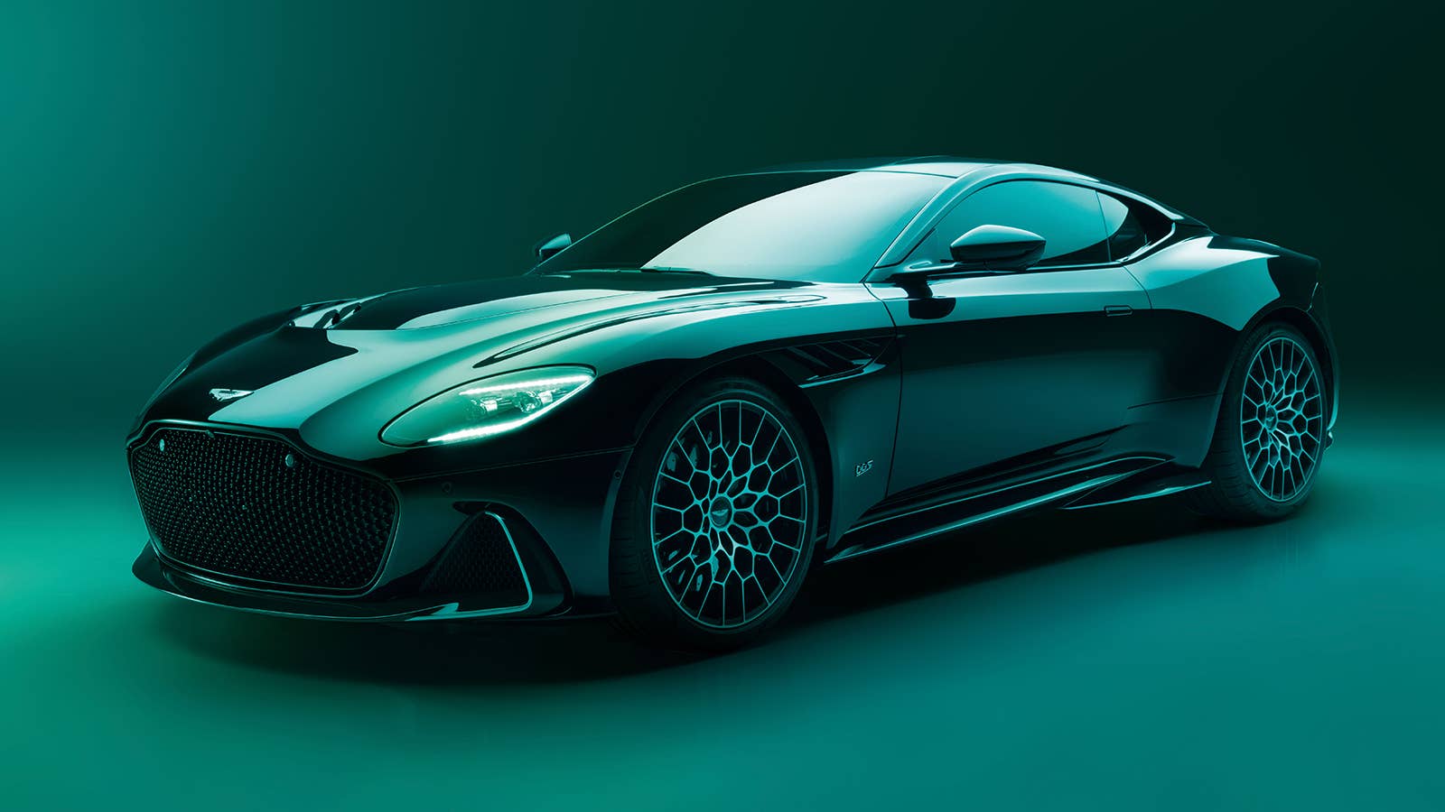 Aston Martin DBS 770 Ultimate