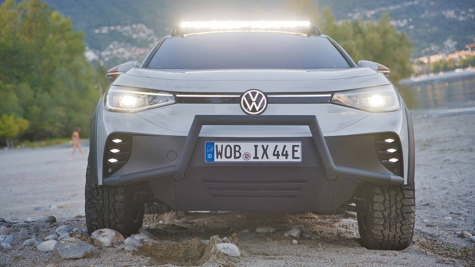 VW shows ID.4 and ID.5 concepts for the street and beyond - Autoblog