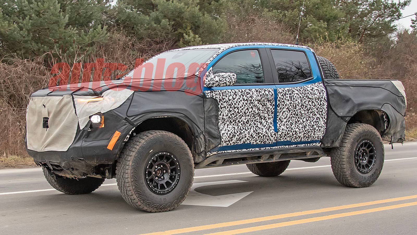 2023 GMC Canyon AT4X AEV prototype