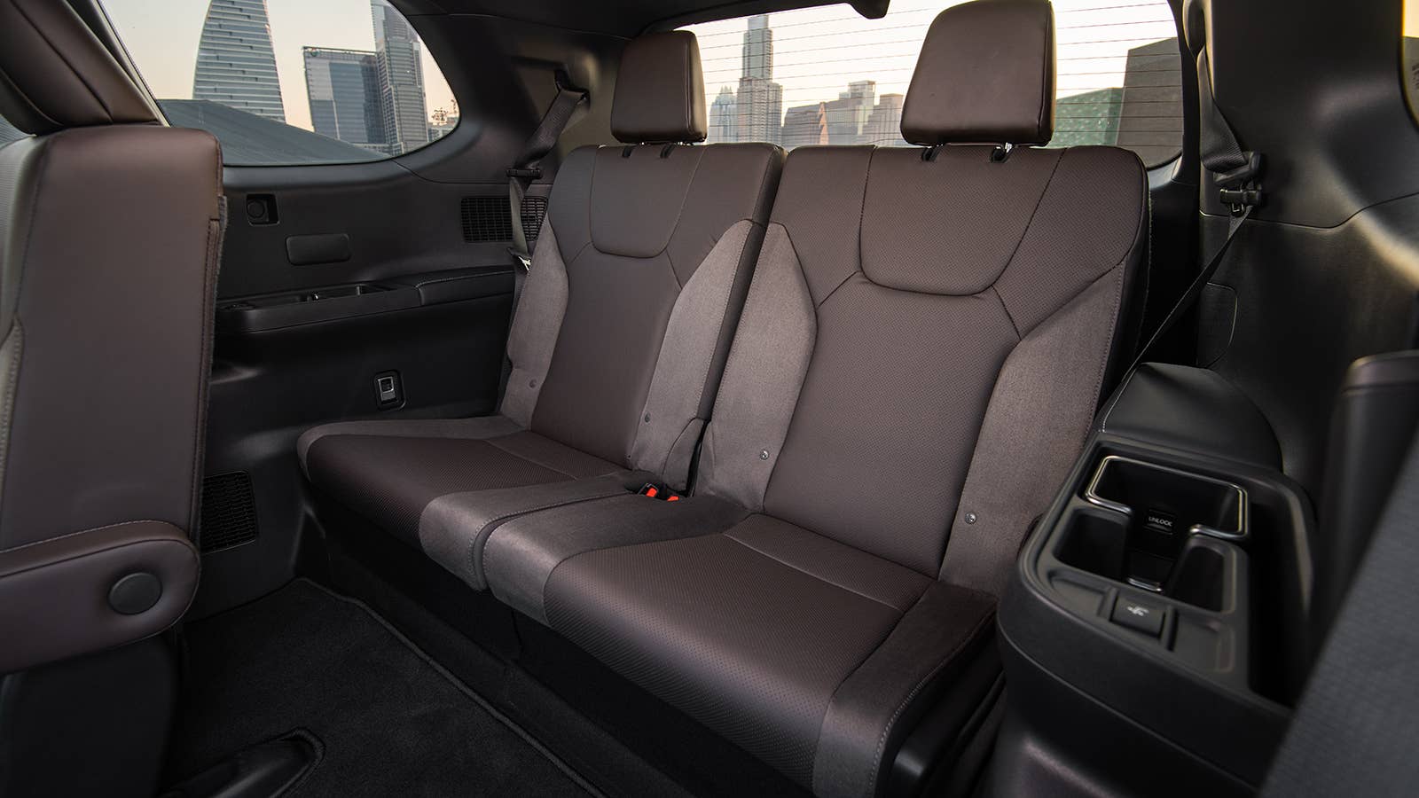 2024 Lexus TX 550h+