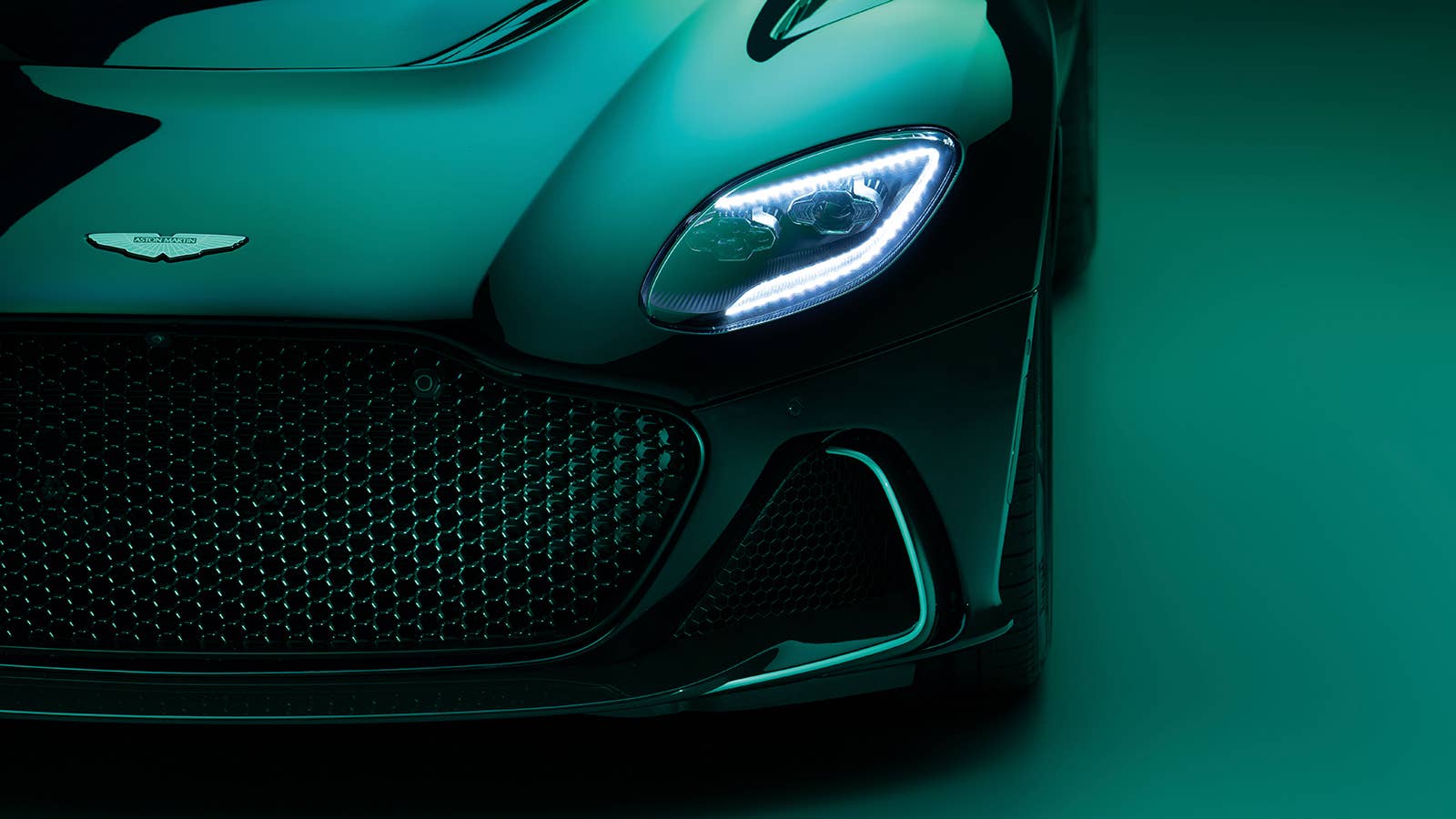 Aston Martin DBS 770 Ultimate