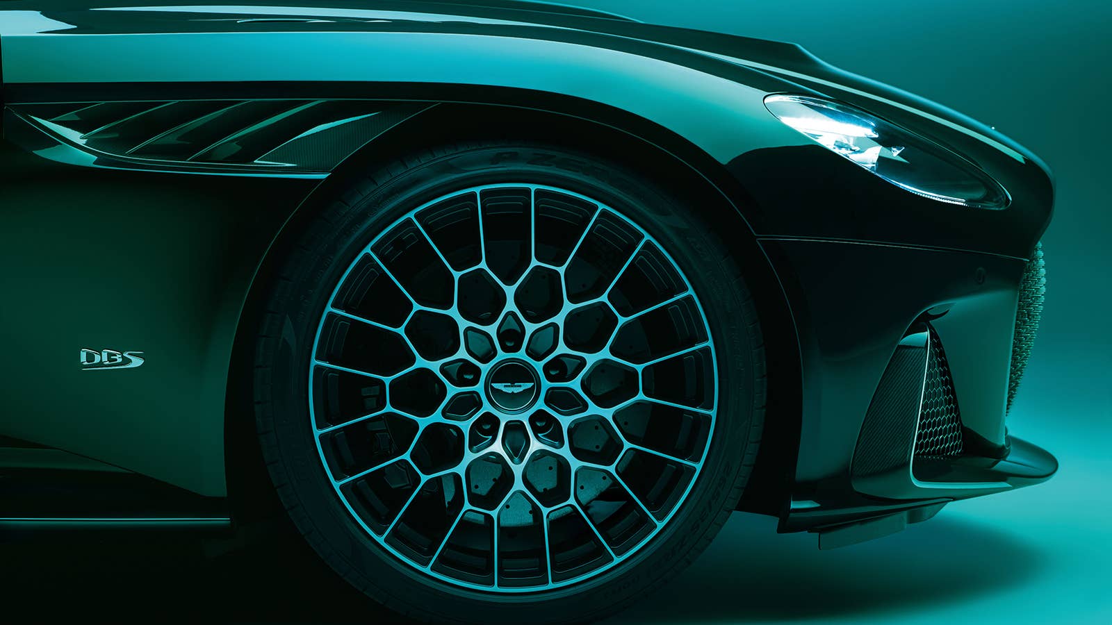 Aston Martin DBS 770 Ultimate