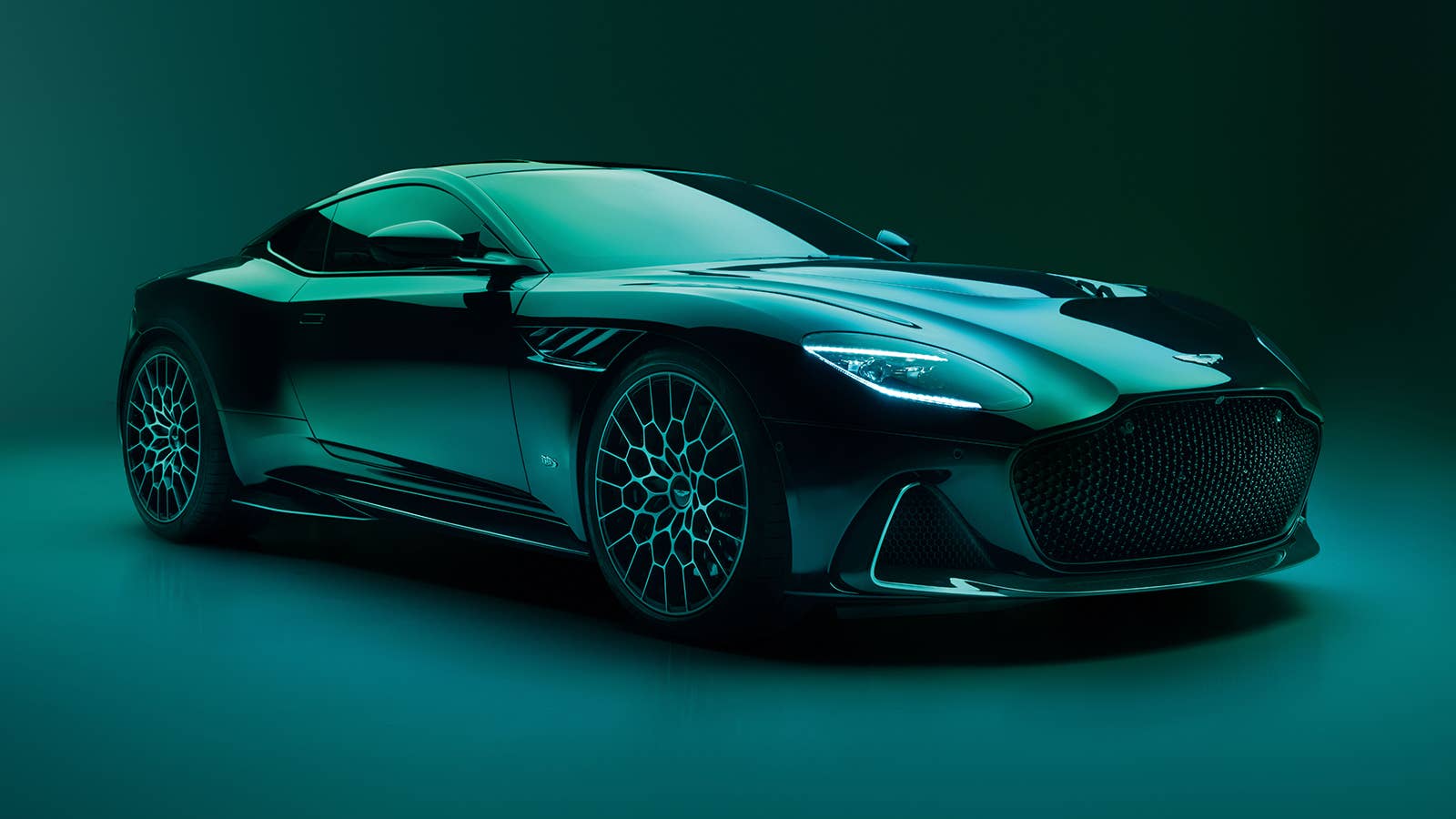 Aston Martin DBS 770 Ultimate