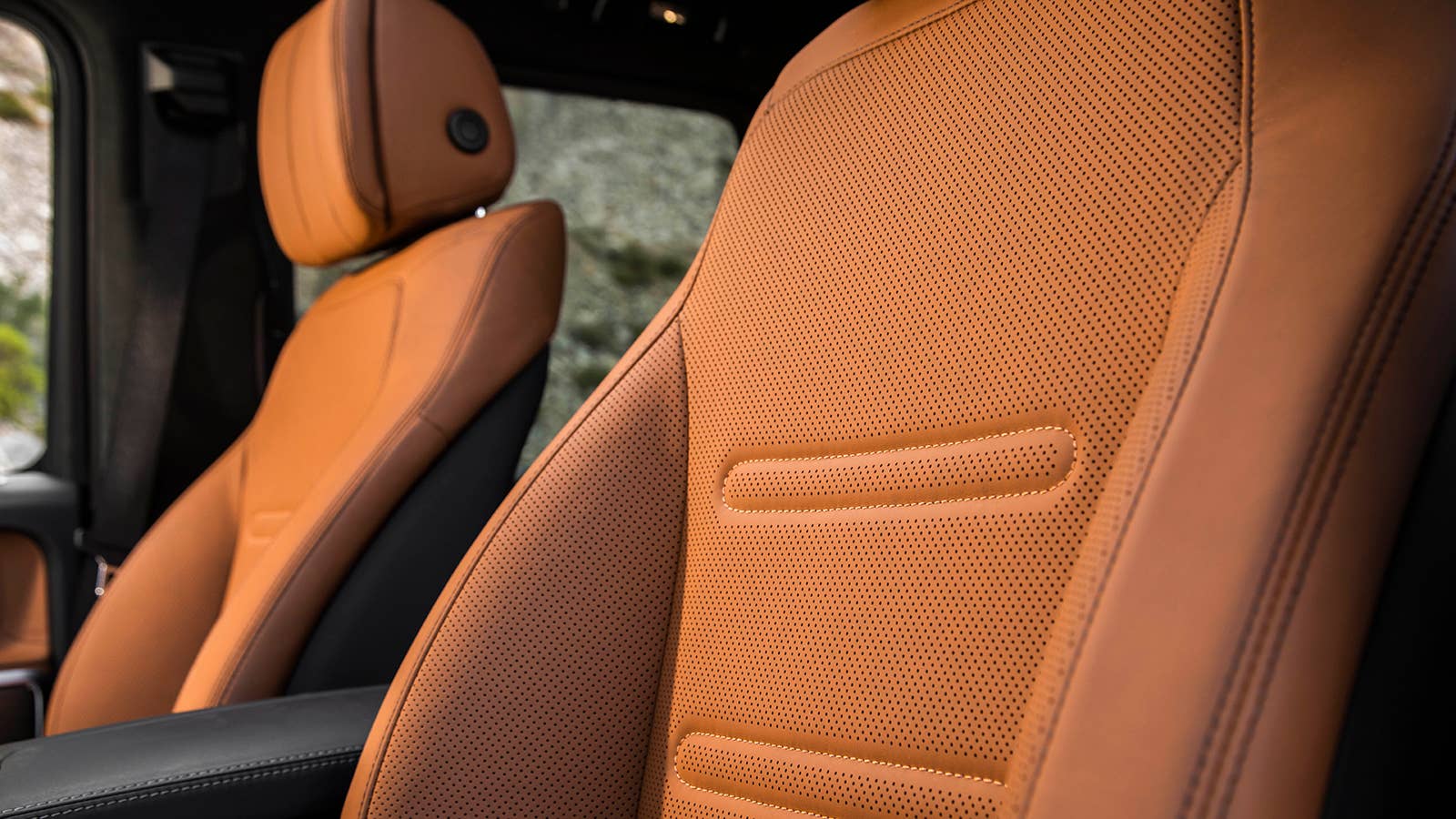 Mercedes-Benz G 550