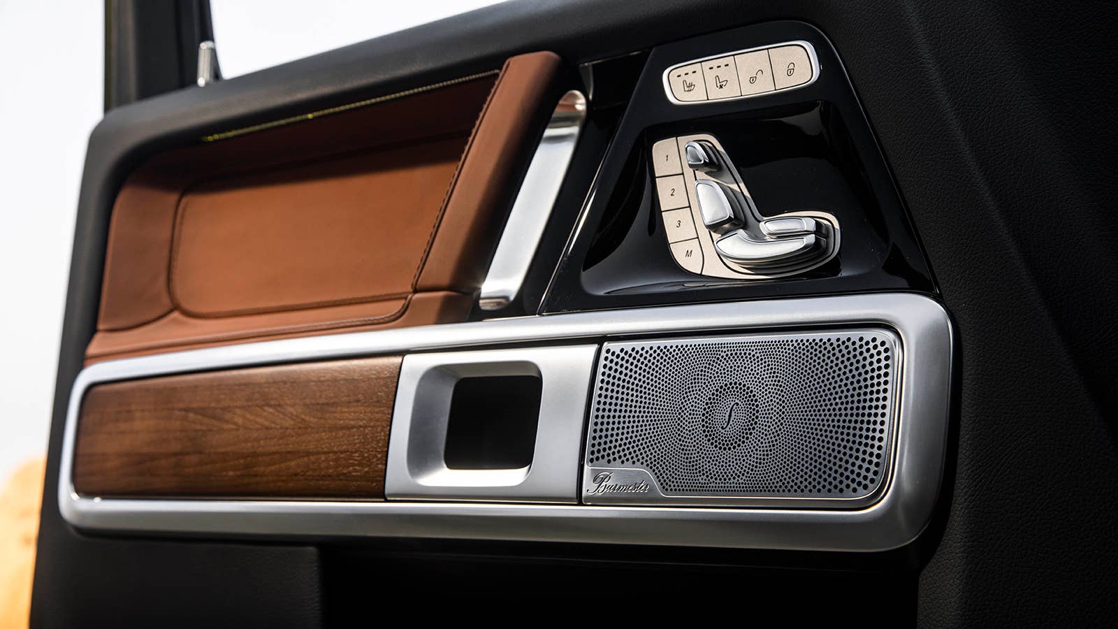 Mercedes-Benz G 550