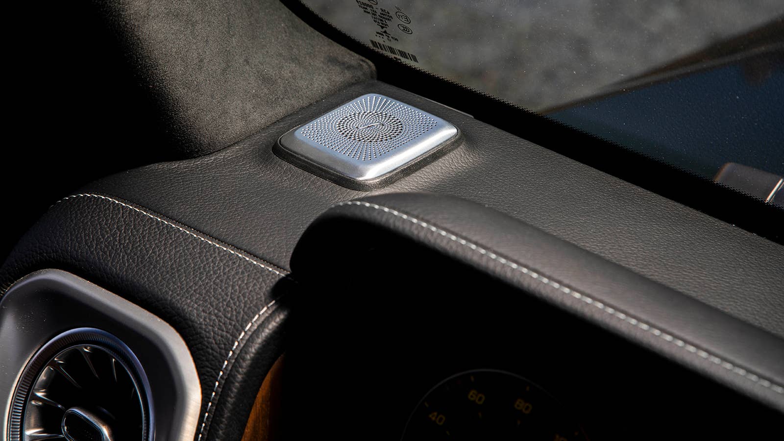 Mercedes-Benz G 550