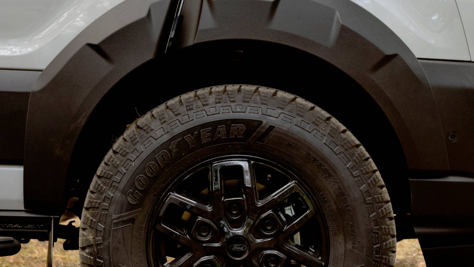 The 2023 Transit Trail van comes standard with 30.5-inch Goodyear Wrangler Workhorse all-terrain tires and 16-inch black alloy wheels. (2023 Ford Transit Trail available Fall 2022. Preproduction model shown.)