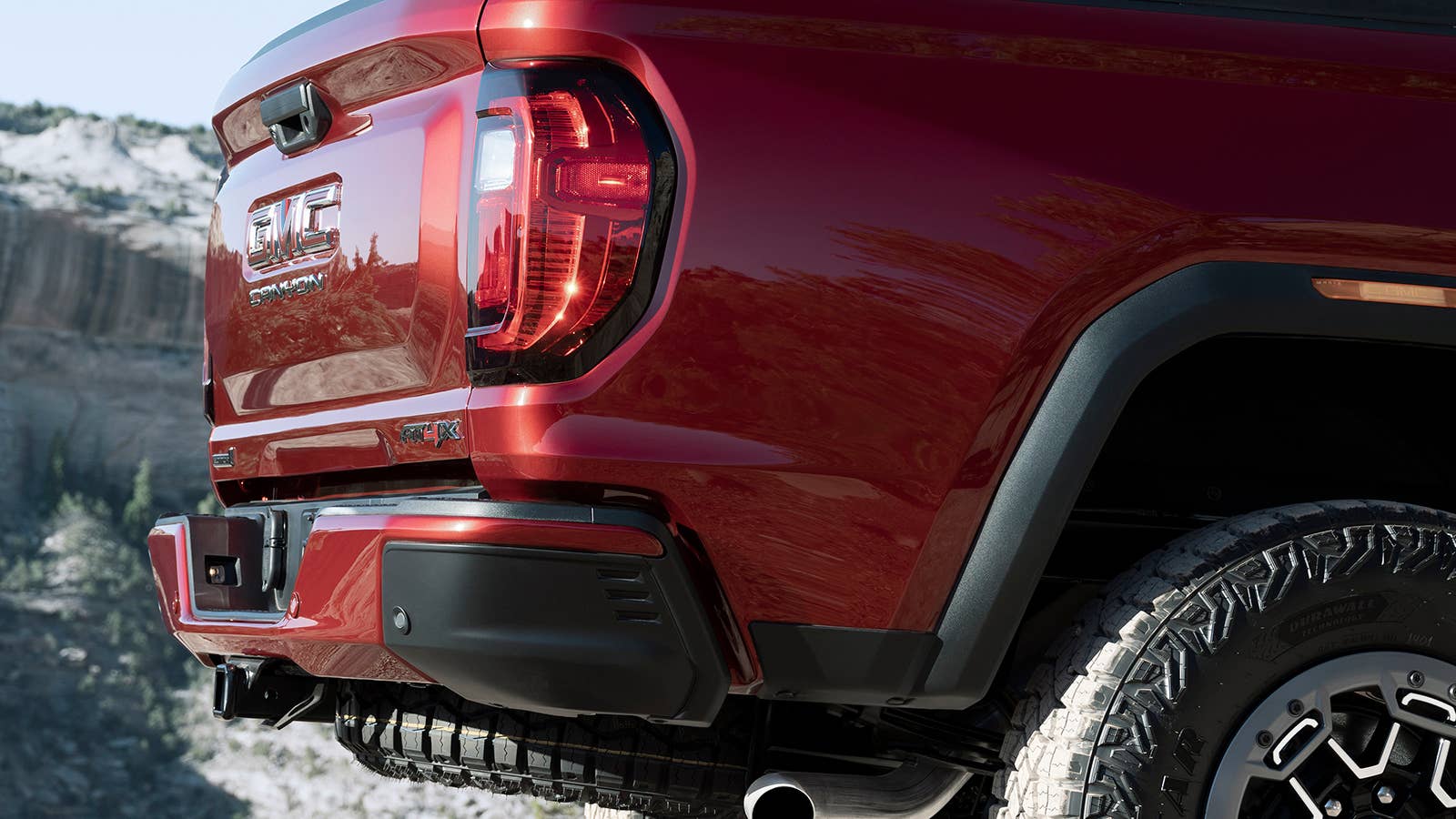 2023 GMC Canyon AT4X Edition 1