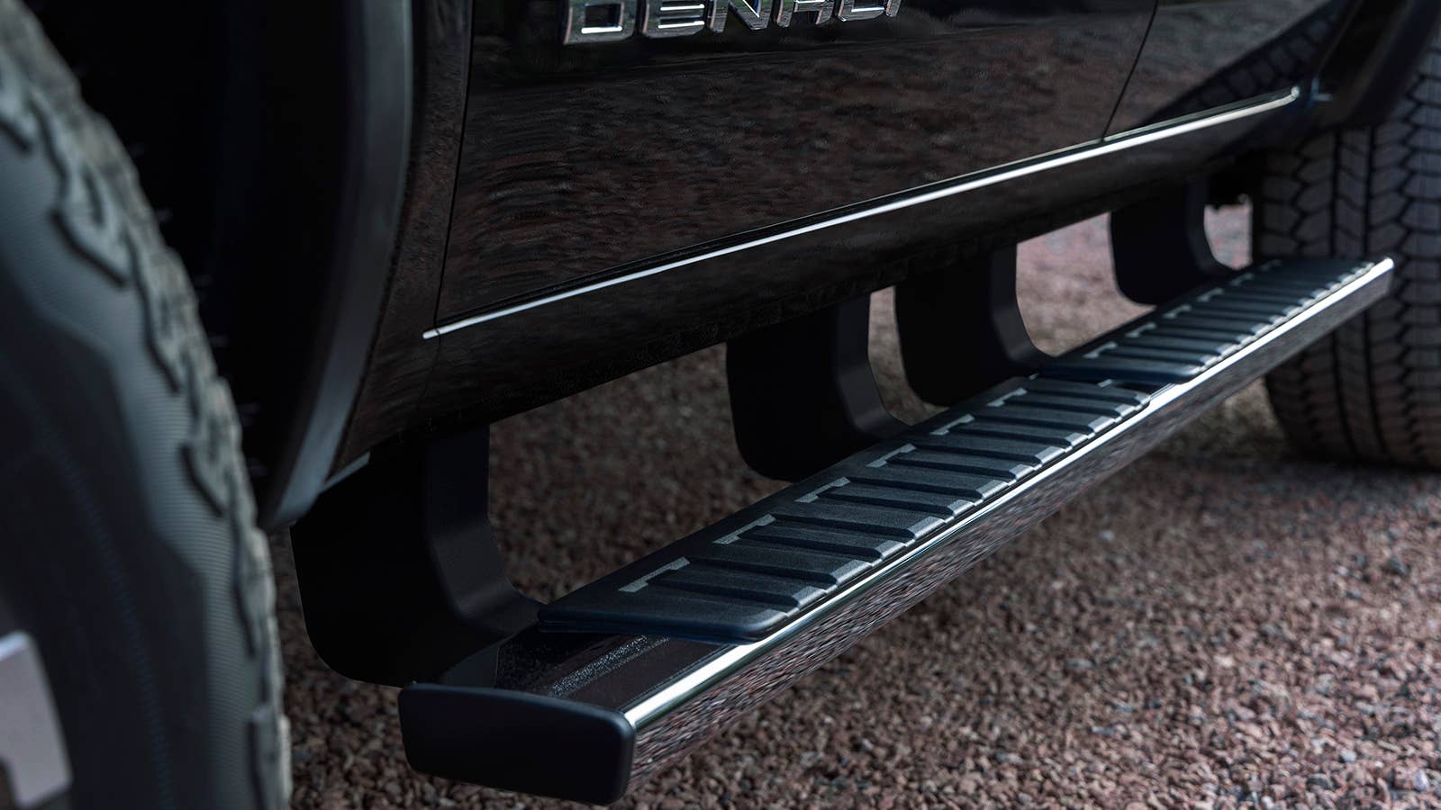 2023 GMC Canyon Denali