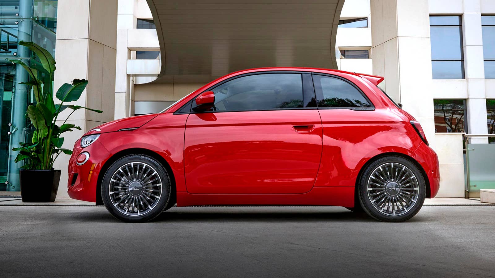 2024 FIAT 500e RED