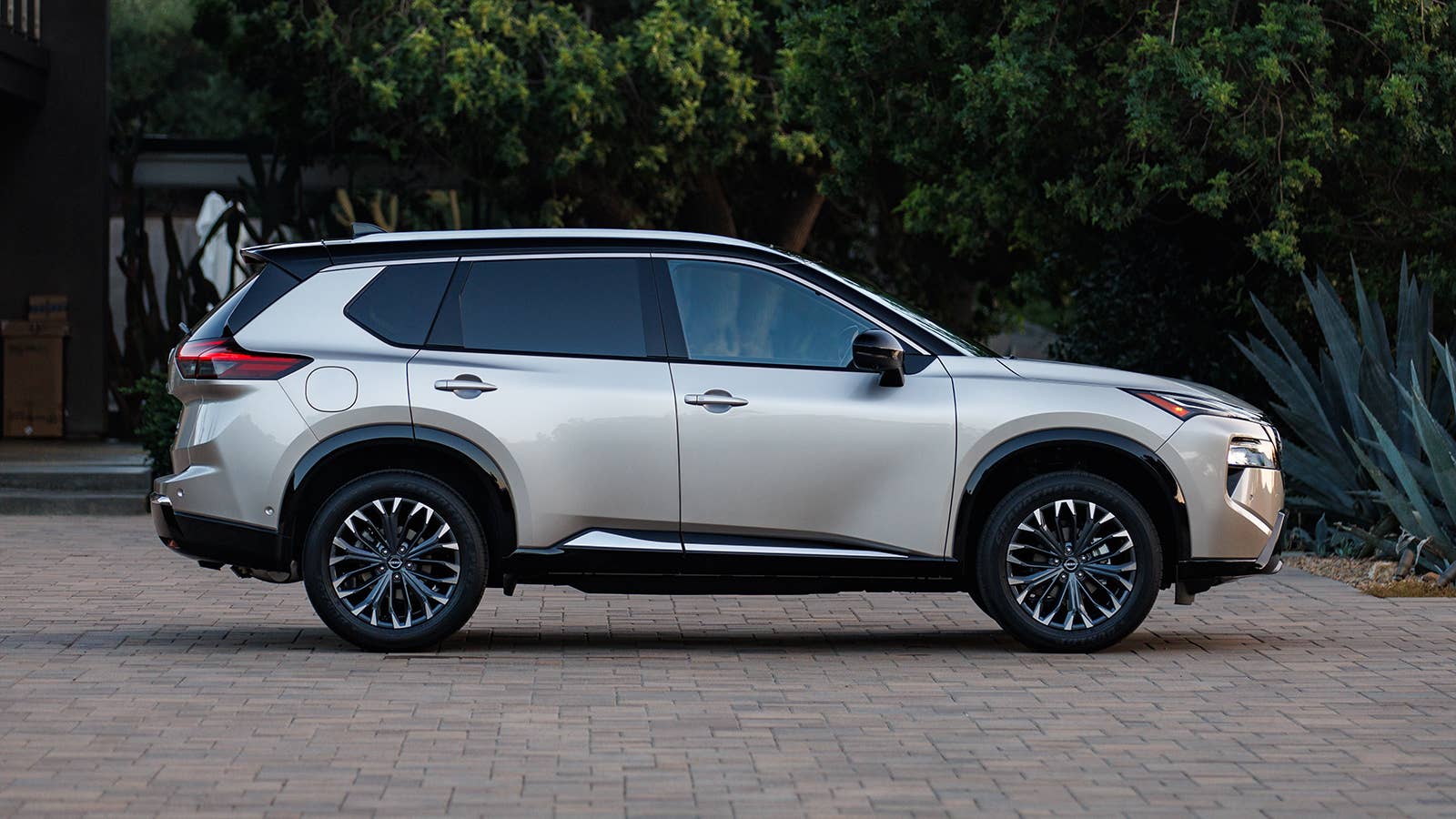 2024 Nissan Rogue