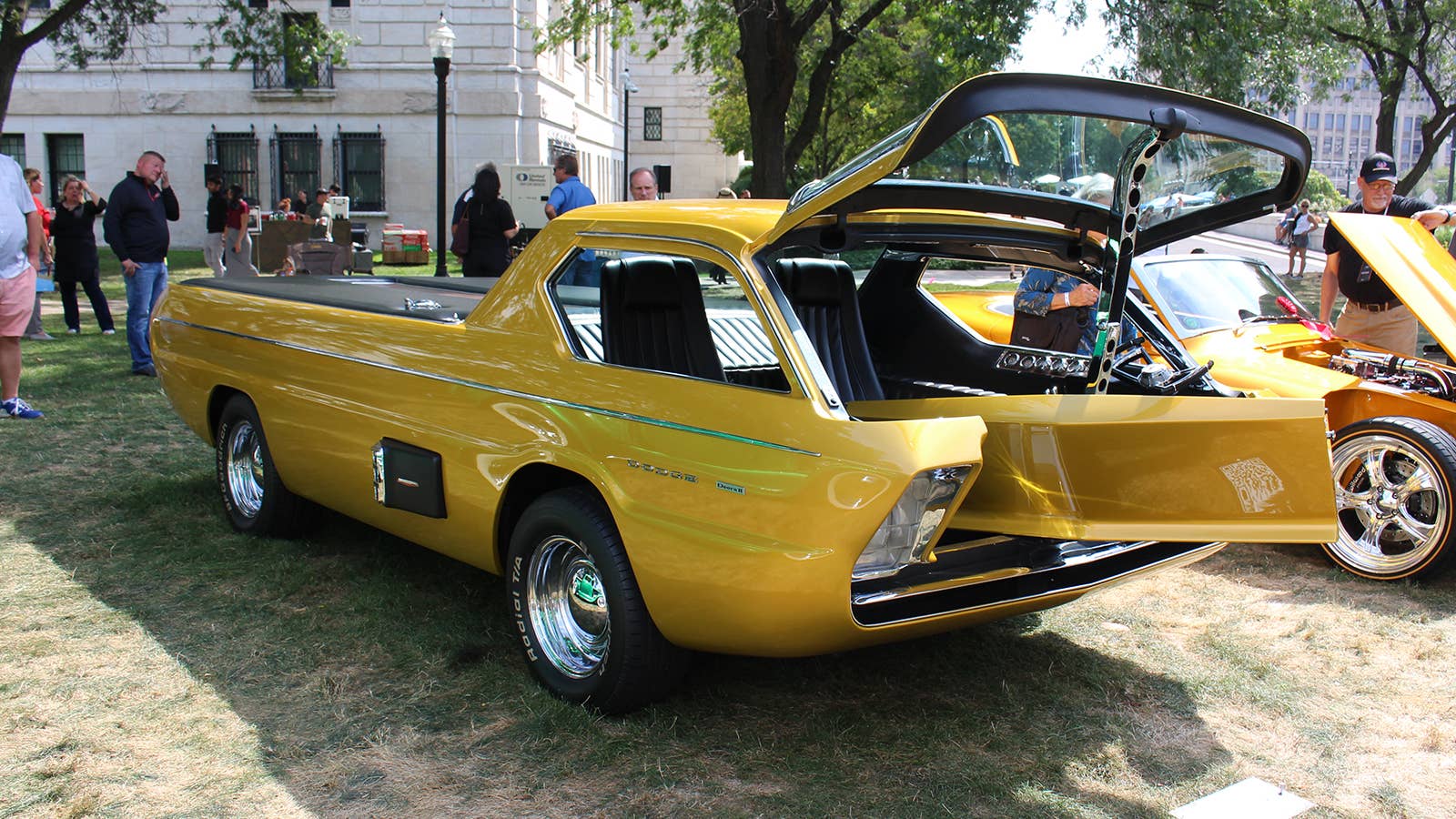 Dodge Deora
