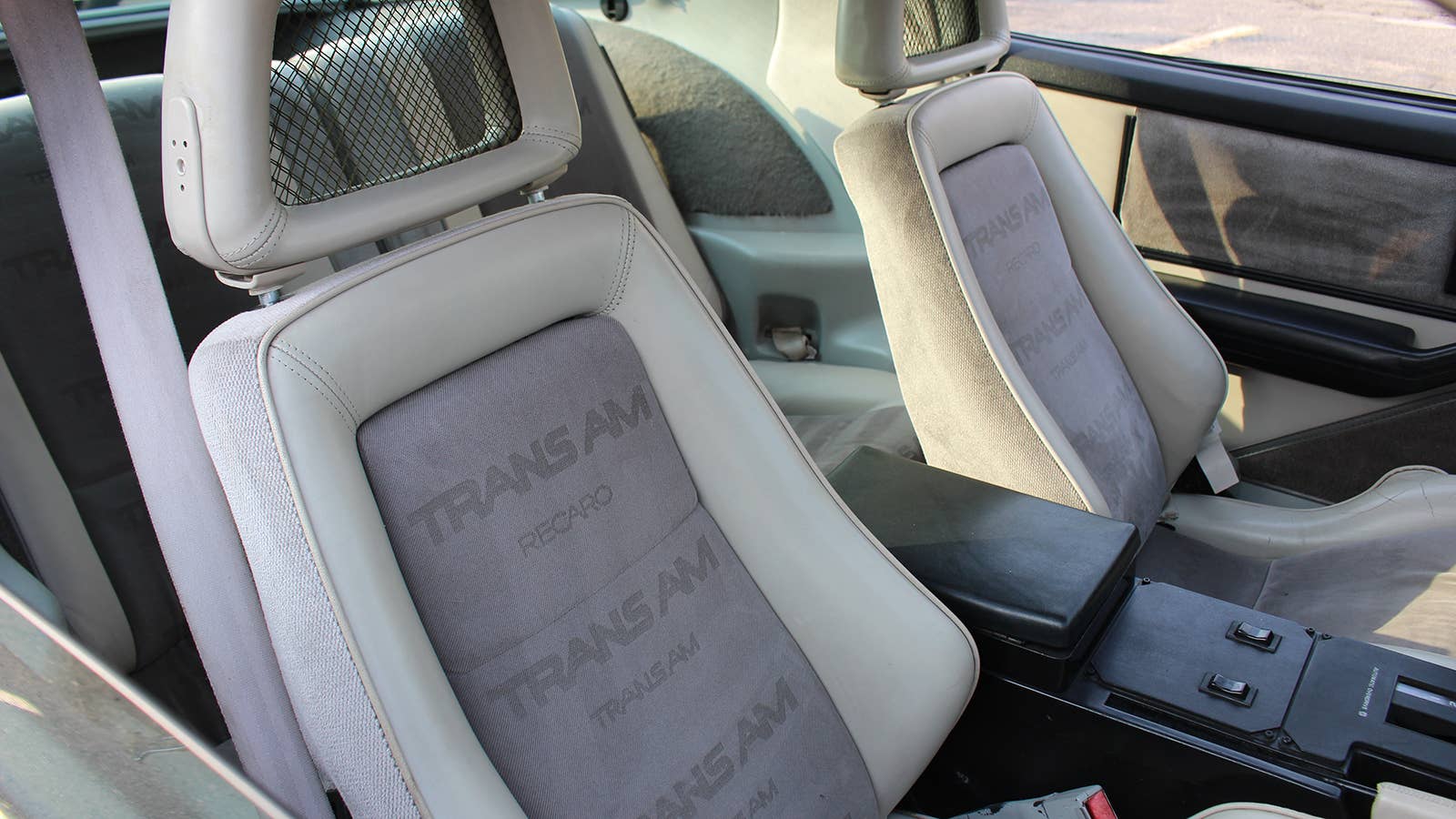 Pontiac Trans Am 15th Anniversary interior