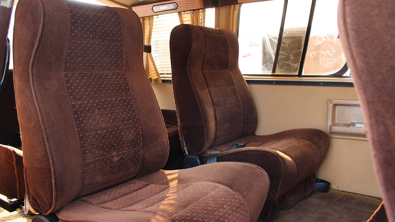 Ford Aerostar interior