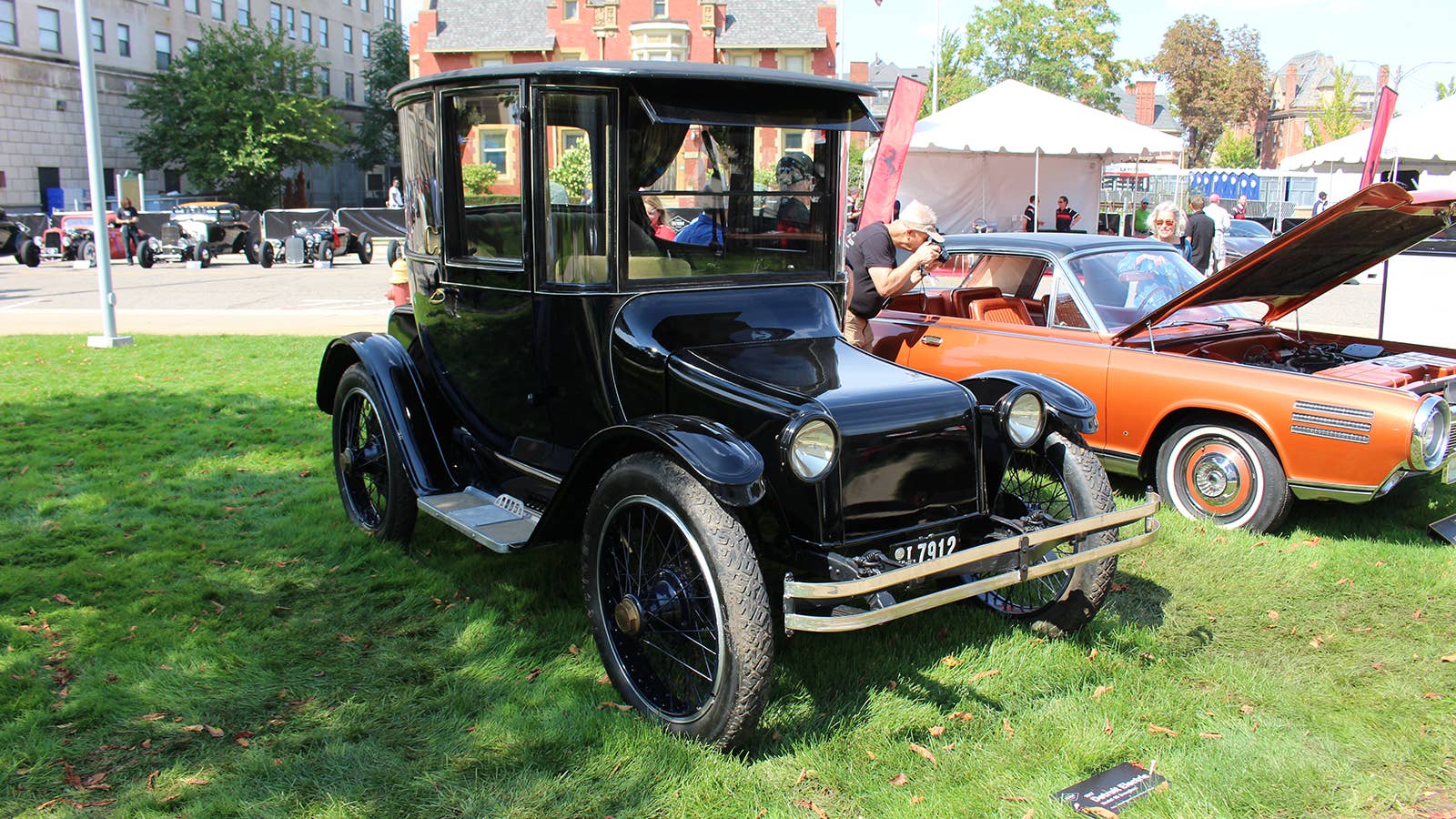 Detroit Electric Model 68 Brougham