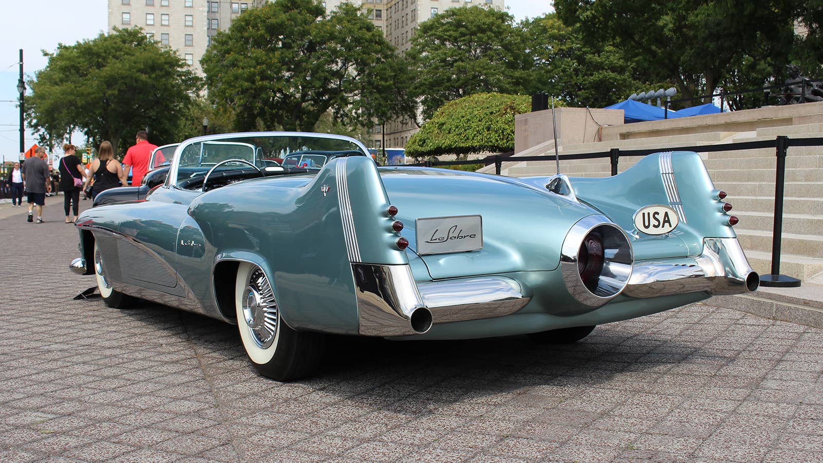 General Motors LeSabre