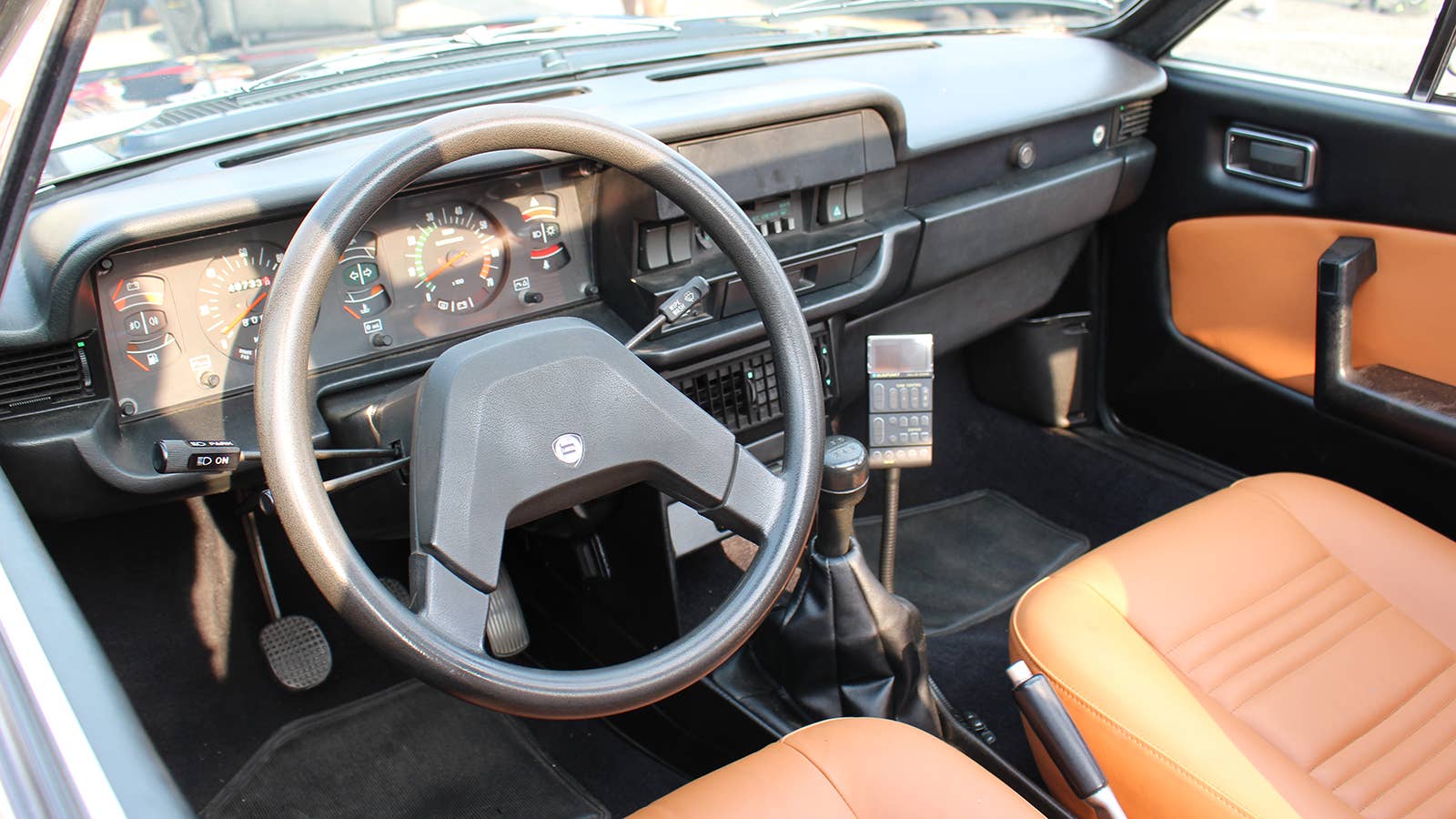 Lancia Beta interior