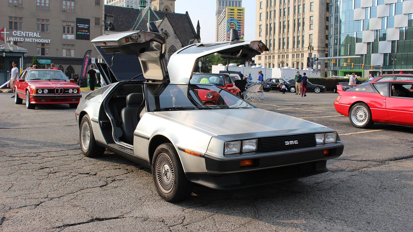 DeLorean DMC-12