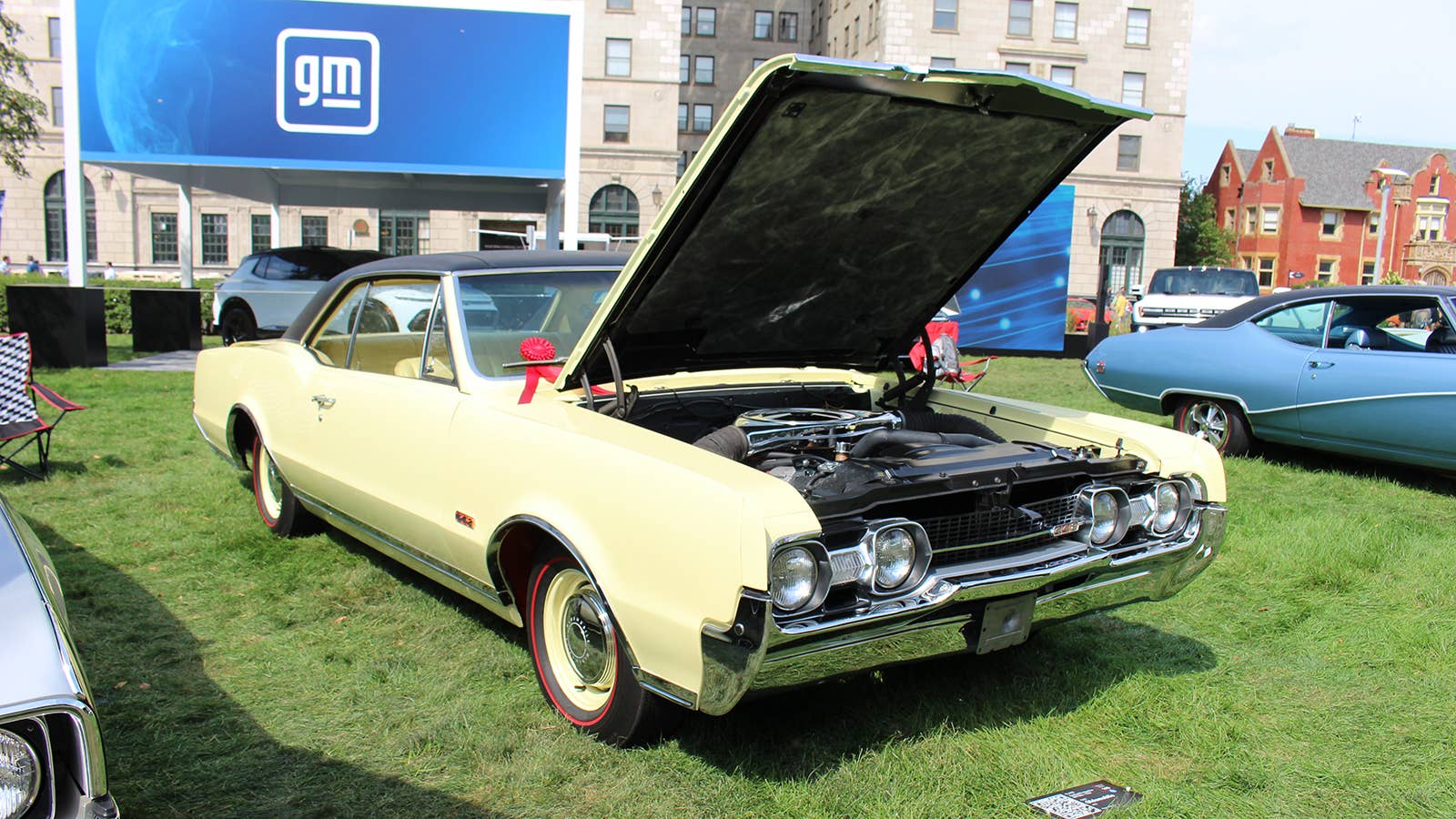 Oldsmobile 442
