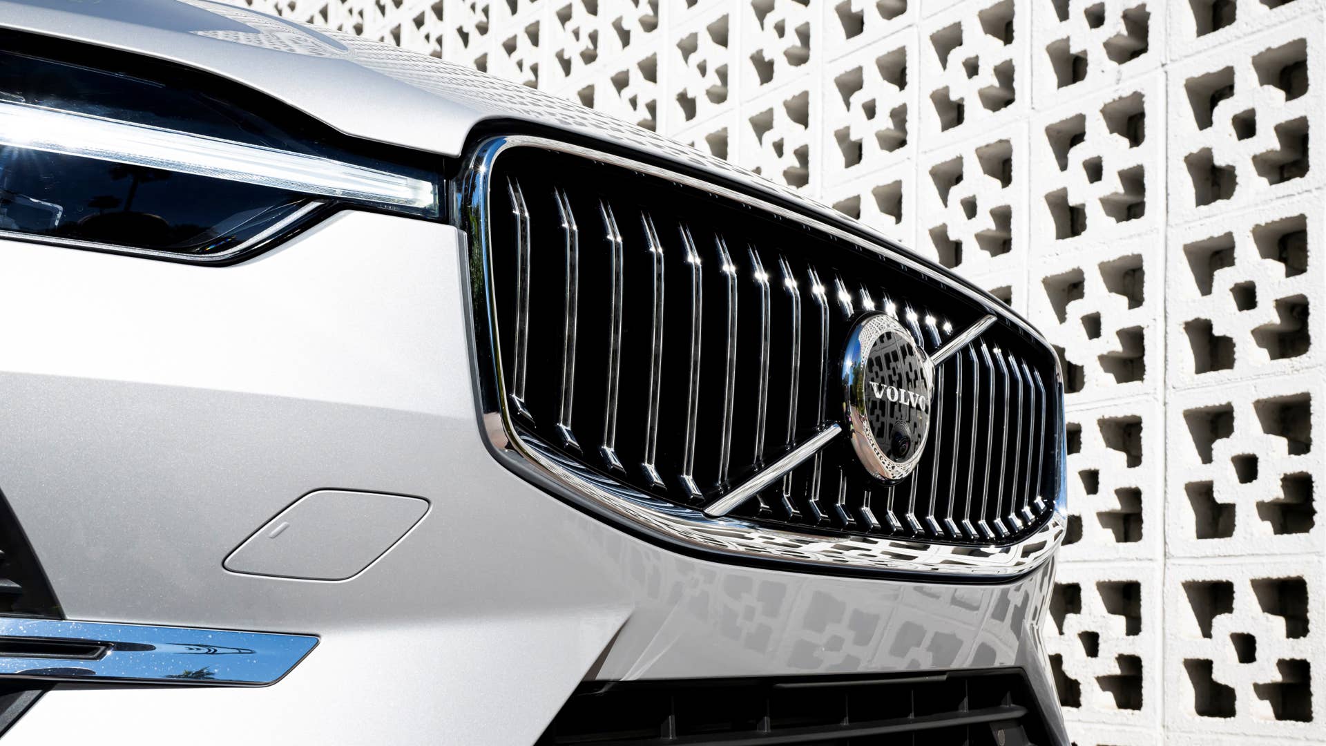 XC60 Recharge T8