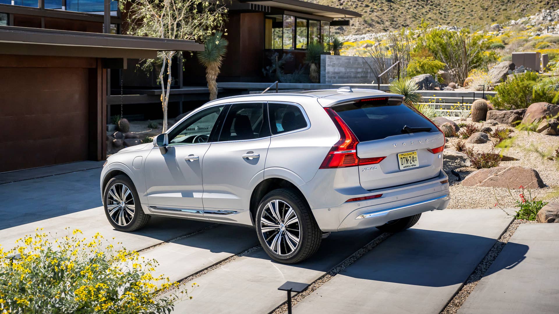 XC60 Recharge T8