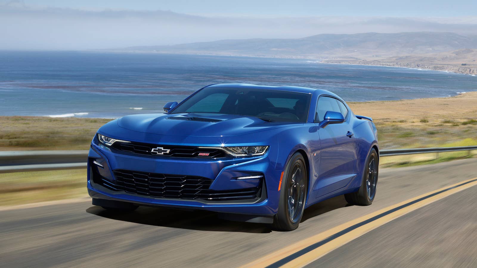 The 2020 Camaro SS sports an updated new front fascia derived from the beloved 2019 SEMA concept car.