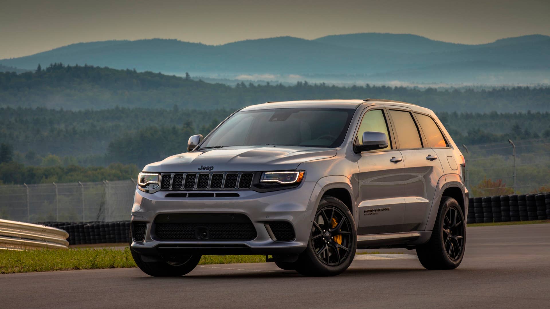 2020 Jeep Grand Cherokee Trackhawk