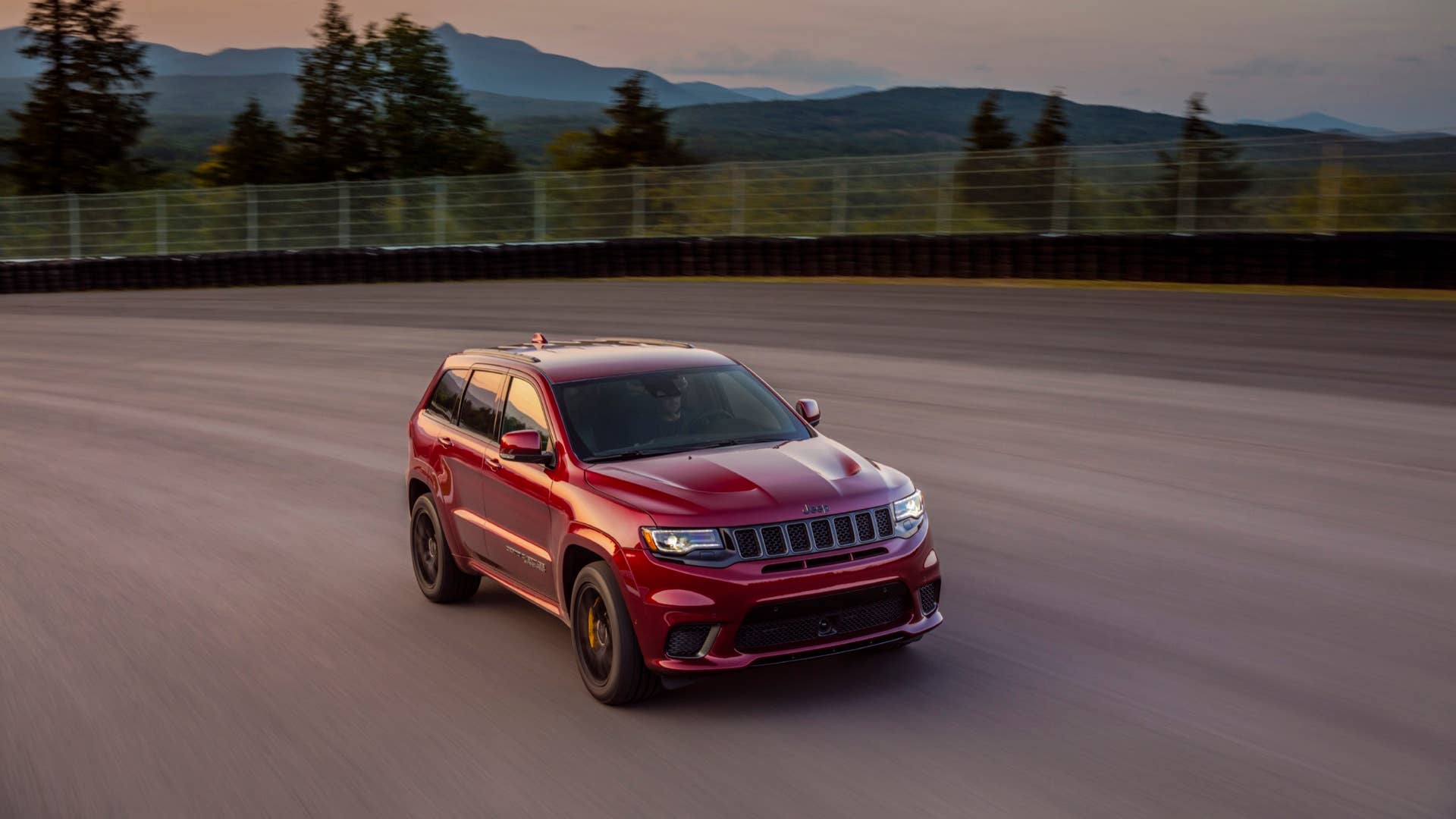 2020 Jeep Grand Cherokee Trackhawk