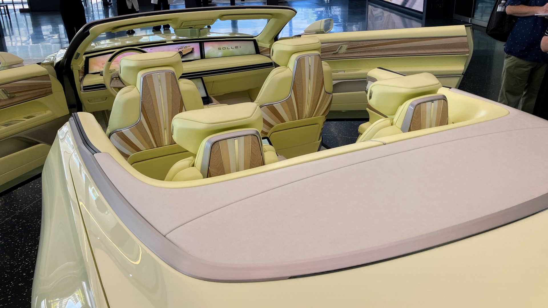 Cadillac Sollei concept