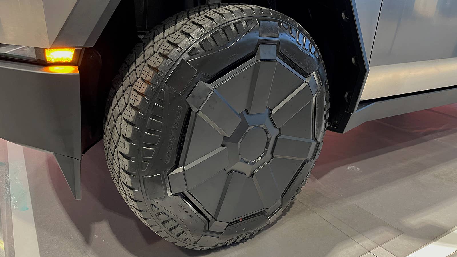Tesla Cybertruck